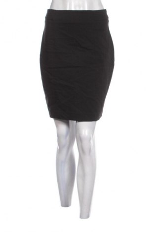 Пола H&M, Размер S, Цвят Черен, Цена 2,04 €