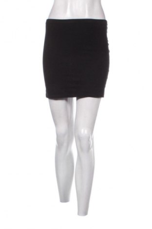 Sukně H&M Divided, Velikost M, Barva Černá, Cena  169,00 Kč