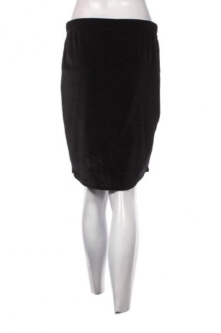 Пола Janina, Размер M, Цвят Черен, Цена 2,04 €