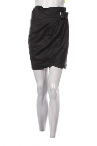 Φούστα NEW COLLECTION, Μέγεθος S, Χρώμα Μαύρο, Τιμή 4,99 €