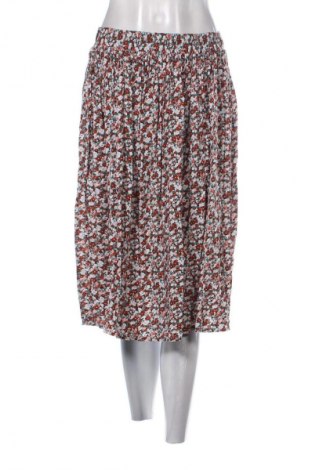 Пола New Look, Размер S, Цвят Многоцветен, Цена 7,66 €