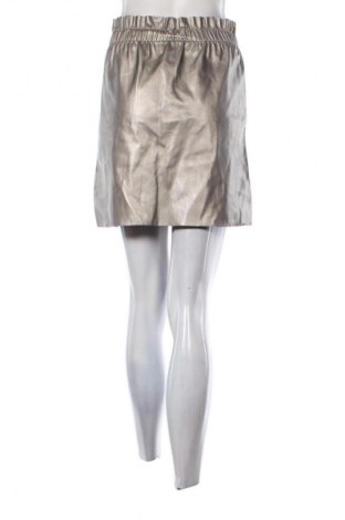 Пола ONLY, Размер L, Цвят Златист, Цена 6,00 €