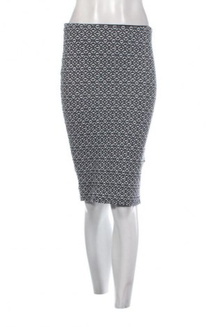 Пола Pull&Bear, Размер M, Цвят Многоцветен, Цена 5,11 €