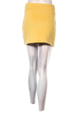Φούστα Pull&Bear, Μέγεθος S, Χρώμα Κίτρινο, Τιμή 2,99 €