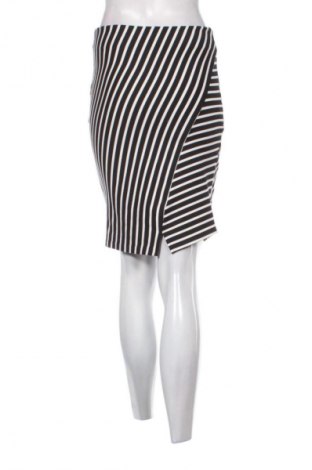 Fustă Reserved, Mărime S, Culoare Multicolor, Preț 22,99 Lei