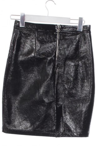 Sukně Reserved, Velikost XS, Barva Černá, Cena  189,00 Kč