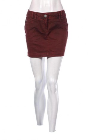 Sukně S.Oliver, Velikost M, Barva Červená, Cena  149,00 Kč