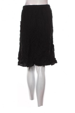 Пола Stradivarius, Размер S, Цвят Черен, Цена 18,40 €