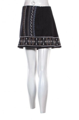 Пола Unbranded, Размер S, Цвят Многоцветен, Цена 3,06 €