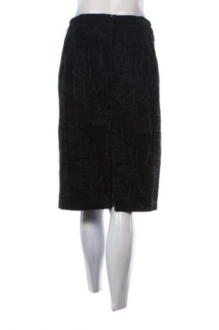 Пола Unbranded, Размер L, Цвят Черен, Цена 4,09 €