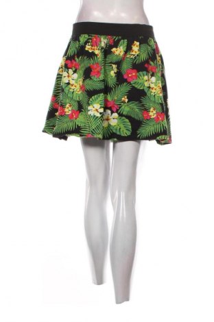 Пола Unbranded, Размер XL, Цвят Многоцветен, Цена 8,20 €