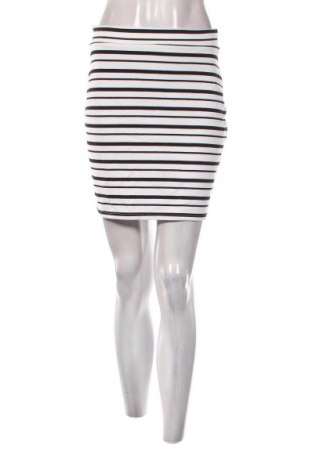 Пола Unbranded, Размер S, Цвят Многоцветен, Цена 3,06 €