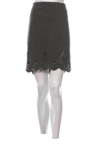 Spódnica Vero Moda, Rozmiar XL, Kolor Szary, Cena 48,99 zł