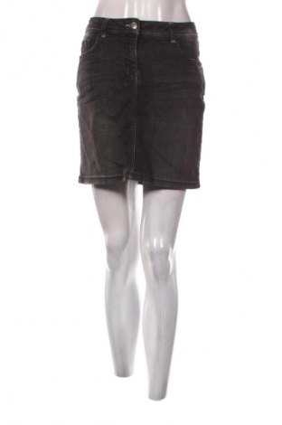 Φούστα Yessica, Μέγεθος L, Χρώμα Μαύρο, Τιμή 3,99 €