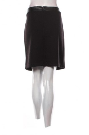 Sukně Yessica, Velikost XL, Barva Černá, Cena  209,00 Kč