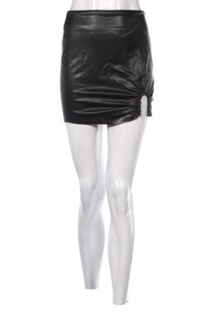 Пола Zara, Размер S, Цвят Черен, Цена 10,00 €