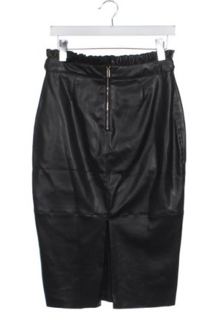 Sukně Zara, Velikost M, Barva Černá, Cena  409,00 Kč