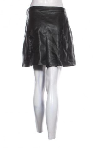 Sukně Zara, Velikost M, Barva Černá, Cena  219,00 Kč