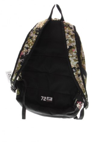 Ruksak  Nike, Barva Vícebarevné, Cena  700,00 Kč