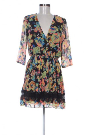 Рокля ASOS, Размер M, Цвят Многоцветен, Цена 25,05 €