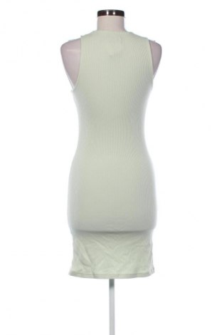 Рокля Aada Studios, Размер M, Цвят Зелен, Цена 40,90 €