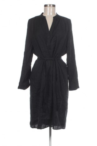 Рокля Aada Studios, Размер M, Цвят Черен, Цена 33,23 €