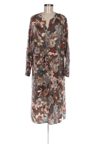 Рокля Alba Moda, Размер XL, Цвят Многоцветен, Цена 39,36 €