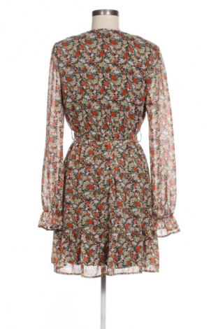 Рокля Amisu, Размер M, Цвят Многоцветен, Цена 10,22 €