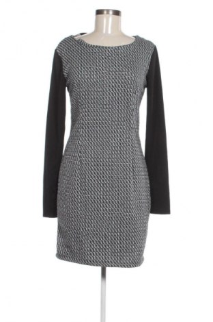 Рокля Amisu, Размер M, Цвят Многоцветен, Цена 19,57 €