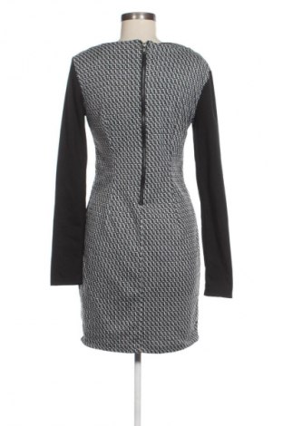 Рокля Amisu, Размер M, Цвят Многоцветен, Цена 19,57 €