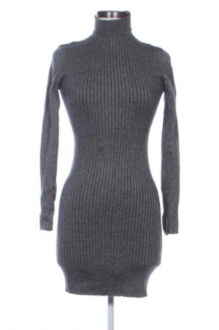 Šaty  Amisu, Velikost M, Barva Šedá, Cena  369,00 Kč