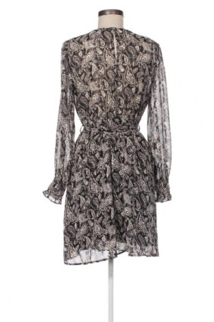 Рокля Answear, Размер L, Цвят Многоцветен, Цена 26,28 €
