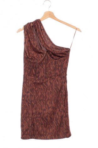 Рокля Bershka, Размер S, Цвят Многоцветен, Цена 23,51 €