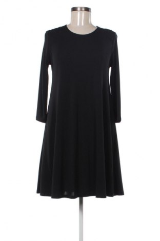 Рокля Bershka, Размер M, Цвят Черен, Цена 14,31 €