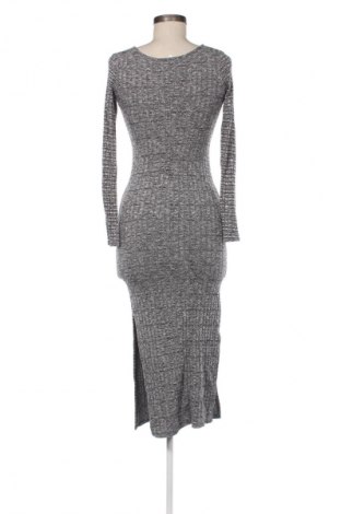 Φόρεμα Bershka, Μέγεθος S, Χρώμα Γκρί, Τιμή 19,95 €