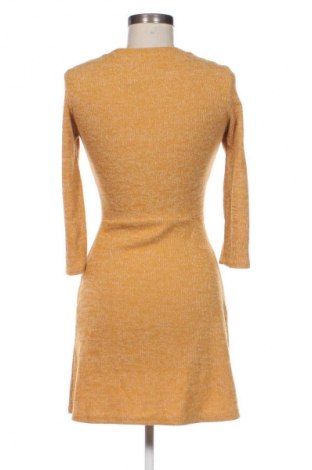 Рокля Bershka, Размер S, Цвят Многоцветен, Цена 13,29 €