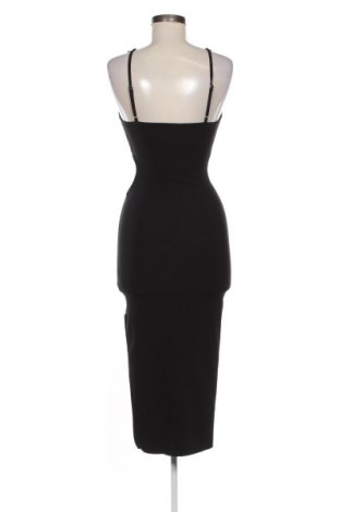 Рокля Bershka, Размер XS, Цвят Черен, Цена 19,95 €