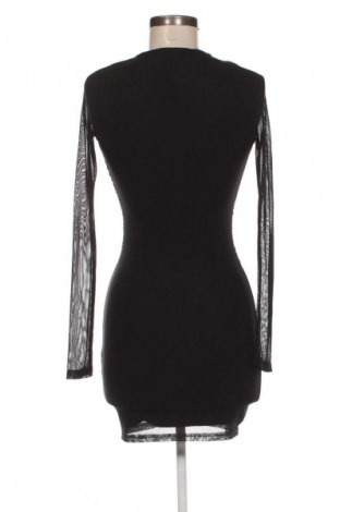 Sukienka Bershka, Rozmiar S, Kolor Czarny, Cena 98,99 zł