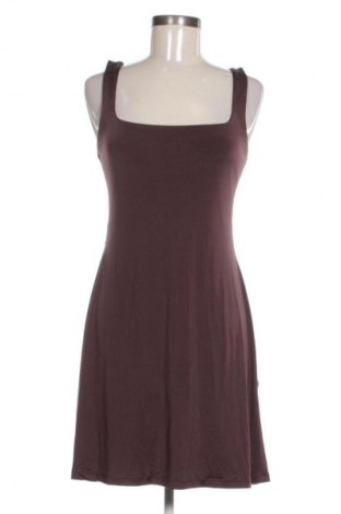 Rochie Bershka, Mărime L, Culoare Maro, Preț 137,99 Lei