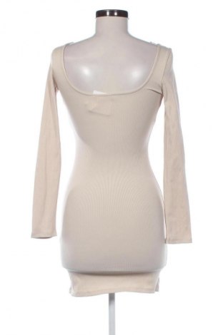 Рокля Bershka, Размер M, Цвят Бежов, Цена 14,82 €