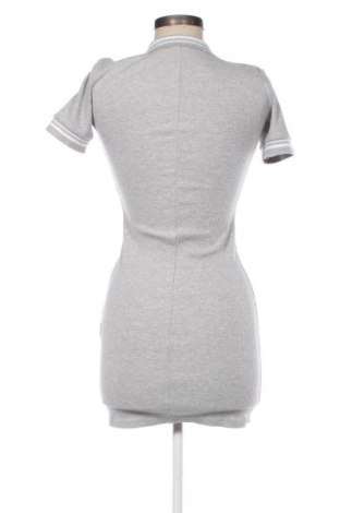 Rochie Bershka, Mărime S, Culoare Gri, Preț 41,71 Lei