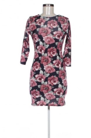 Šaty  Boohoo, Velikost M, Barva Vícebarevné, Cena  459,00 Kč