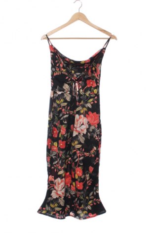 Ruha Boohoo, Méret M, Szín Sokszínű, Ár 8 359 Ft