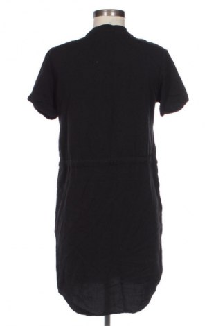 Рокля Calvin Klein Jeans, Размер XS, Цвят Черен, Цена 29,14 €