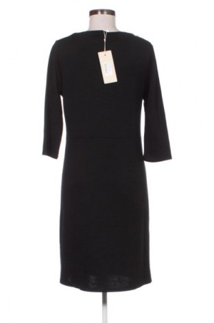 Рокля Cream, Размер M, Цвят Черен, Цена 16,60 €