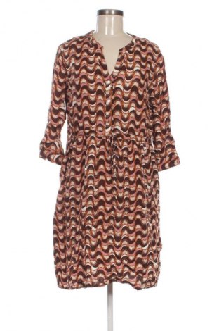 Φόρεμα Cream, Μέγεθος M, Χρώμα Πολύχρωμο, Τιμή 9,99 €