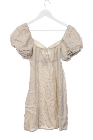 Рокля Cropp, Размер M, Цвят Екрю, Цена 15,00 €