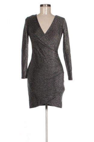 Sukienka Cropp, Rozmiar S, Kolor Srebrzysty, Cena 21,99 zł