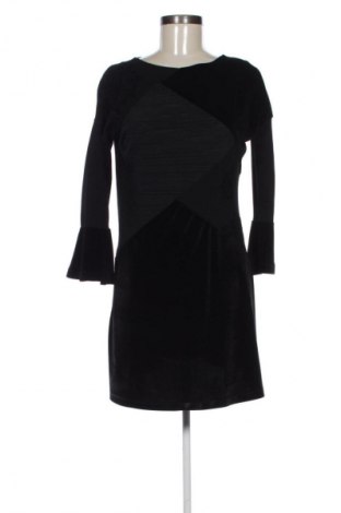 Рокля Desigual, Размер S, Цвят Черен, Цена 26,07 €