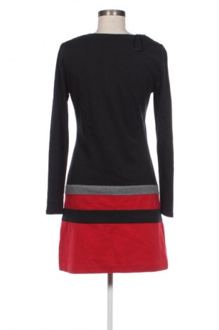 Рокля Edc By Esprit, Размер L, Цвят Многоцветен, Цена 34,35 €